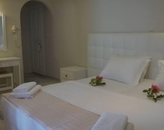 Khách sạn Hotel Sagterra (Naxos - Chora, Hy Lạp)