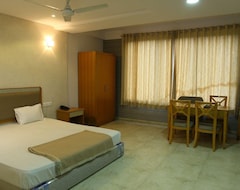 Hotel Zuzu  S11 (Bhadravati, India)