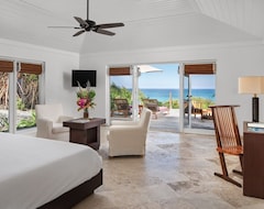 Khách sạn Pink Sands Resort (Dunmore Town, Bahamas)