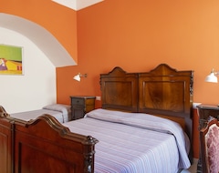Khách sạn Dimora La Torre Room (Favignana, Ý)