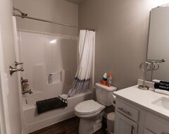 Hele huset/lejligheden Spacious New Home In Upscale Fargo Suburb (Horace, USA)