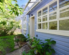 Toàn bộ căn nhà/căn hộ Plum Blossom Cottage - Charming Upmarket 4 Bedroom Federation Cottage (Katoomba, Úc)