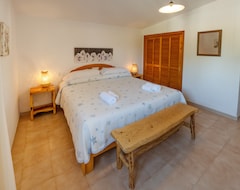 Hele huset/lejligheden A Great Villa For Couples,adults, Wi-Fi ,bbq And Panoramic Views (Sant Josep de sa Talaia, Spanien)