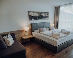 Hotelli Sentido Alpenhotel Kaiserfels (St. Johann in Tirol, Itävalta)