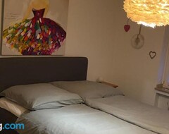 Koko talo/asunto Ausgest. 2 Zimmer Wohnung -19 Km Airport/messe (Krefeld, Saksa)