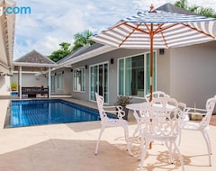 Otel Colorful Pool Villa (Phuket-Town, Tayland)