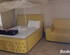 Khách sạn Bm. Beach Hotel At Nansio, Ukerewe Island (Mwanza, Tanzania)