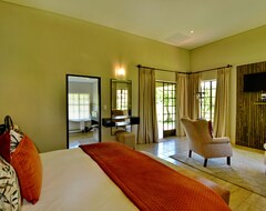Hotel African Hills Safari Lodge & Spa (Magaliesburg, South Africa)