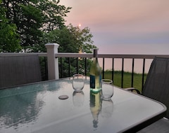 Toàn bộ căn nhà/căn hộ Fantastic Get-a-way On Lake Michigan With Amazing Views! (Benton Harbor, Hoa Kỳ)
