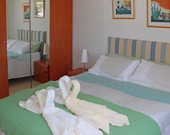 Tüm Ev/Apart Daire Lovely Villa, Air-con,free Wi-fi & Private Pool, In Las Coloradas,playa Blanca. (Playa Blanca, İspanya)