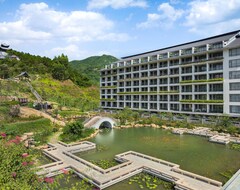 Hotel Sheraton Maoming Hot Spring Resort (Maoming, China)