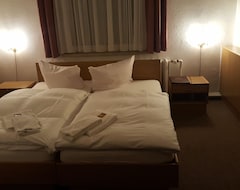 Khách sạn Hotel Seeschlösschen (Groß Köris, Đức)