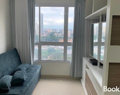 Entire House / Apartment Flat Aconchegante No Dna Smartstyle Bueno (Goianira, Brazil)