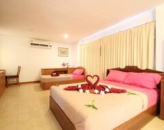 Hotel Kohjum Relax Beach Resort (Krabi, Thailand)