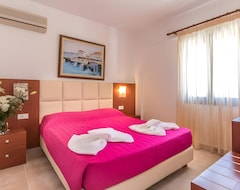 Hotel Mariamare apts (Stalis, Grecia)