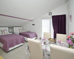 Entire House / Apartment Roza (Seget Donji, Croatia)