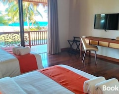 Bed & Breakfast Costa Celine Beach Resort (Baganga, Philippines)