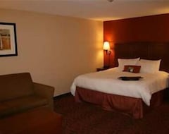 Hotel Hampton Inn & Suites New Castle, PA (New Castle, USA)