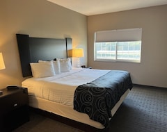 Khách sạn Okoboji Inn & Suites (Milford, Hoa Kỳ)