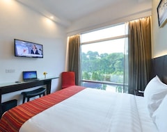 Khách sạn Hotel Chancellor at Orchard (Singapore, Singapore)