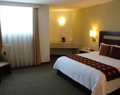 Khách sạn Hotel Ankara Las Lomas (San Luis Potosi, Mexico)