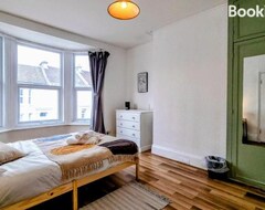 Hele huset/lejligheden Spacious 4 Bedroom Maisonette (Brighton, Storbritannien)