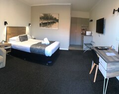 Khách sạn Peppermill Inn Motel (Shepparton, Úc)