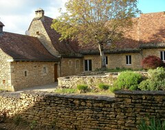Toàn bộ căn nhà/căn hộ Charming Cottage Of 220 M2 In The Heart Of Black Périgord, In An Authentic Hamlet (Archignac, Pháp)