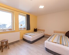 Tüm Ev/Apart Daire Apartment In A Top Location With Sauna And Roof Lounge For Families And Groups Of Active Holidaymakers (Großschönau, Almanya)