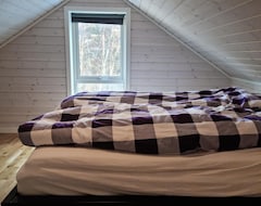 Koko talo/asunto 4 Bedroom Accommodation In Lyngdal (Lyngdal, Norja)