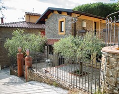Toàn bộ căn nhà/căn hộ Holiday Home La Casellina (Pian di Scò, Ý)