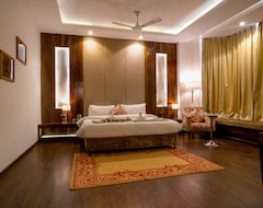 Khách sạn Hotel 5 Flowers Ananta Elite (Kota, Ấn Độ)