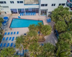 Hotel Unique Oceanfront! Near Ocean Drive & Convention Center! Fitness Center, Pool (Miami Beach, USA)