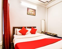 Khách sạn Oyo 37375 Hotel Govindam Palaza (Jaipur, Ấn Độ)