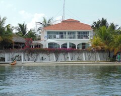 Casa/apartamento entero Villa con playa privada, frente a las dunas de bani. Paraje paradisiaco (Bani, República Dominicana)