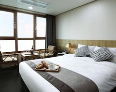 Khách sạn Golden City Hotel Dongdaemun (Seoul, Hàn Quốc)