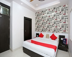 Khách sạn OYO 13576 Hotel Residency (Ghaziabad, Ấn Độ)