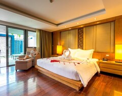 Hotel the Nchantra Pool Suite Residences (Phuket, Tajland)