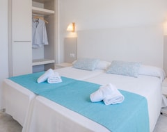 Hotel Apartamentos Lentiscos by Mij (Ciutadella, Spain)