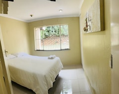 Toàn bộ căn nhà/căn hộ Spacious Peaceful 5 Bedroom House. (Pretoria, Nam Phi)