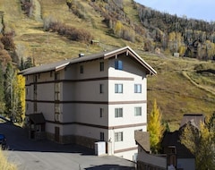 Hotel Soleada esquina de la planta superior, vistas de las montañas - a la derecha en la nieve en su edificio! (Steamboat Springs, EE. UU.)