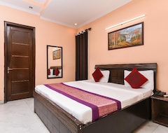 Khách sạn OYO 8534 Golden Park (Delhi, Ấn Độ)