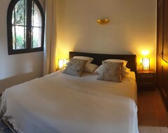Casa/apartamento entero Generous And Romantic Cottage With Mountain Views In Quiet Location (Cala San Vicente, España)