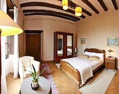 Hotel Castell de Gimenelles (San Jaime dels Domenys, Spanien)