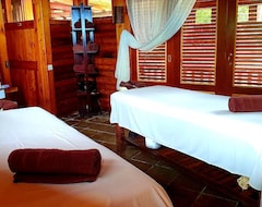 Hotel Lodge Roche Tamarin (La Possession, Réunion)