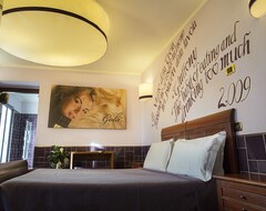 Hotel 7 vizi (Lazise sul Garda, Italy)