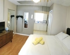 Hotelli INN LEATHER GUEST HOUSE-GAY MALE ONLY (Fort Lauderdale, Amerikan Yhdysvallat)