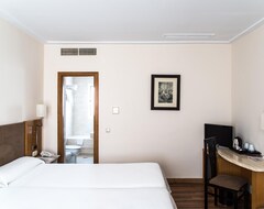 فندق إنجلاتيرا (غرناطة, أسبانيا)
