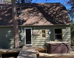 Hele huset/lejligheden Tall Timbers Lodge With Foosball, Private Hot Tub And Close To The Slopes! (Lead, USA)