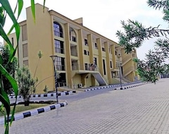 Hevee Hotel And Suite (Ijoko, Nigeria)